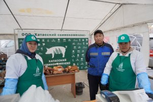 Туймаада Агрохолдинг тэрилтэлэрэ дьаарбаҥкаҕа тэрээһиннээхтик кытыннылар